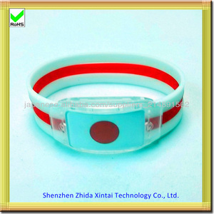 Partie de <span class=keywords><strong>la</strong></span> chine favorables. led. bracelets en silicone - Product Image 1