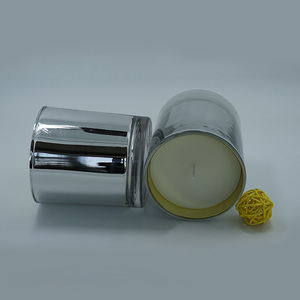 Bougie parfumée en cire de soja pure biologique, parfum d'intérieur raffiné, cadeau dans un bocal en verre de couleur argentée - Product Image 6