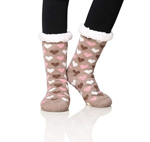 Calzini colorati in <span class=keywords><strong>pile</strong></span> <span class=keywords><strong>con</strong></span> cuore a forma di cuore e caldo invernale - Product Image 2