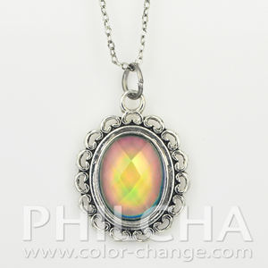 Collar de estado de ánimo de piedra ovalada con cambio multicolor victoriano en Color plateado antiguo - Product Image 5