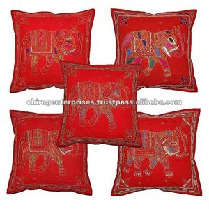 Fait à la main Vintage Khambadia Patchwork housse de coussin élégant multicolore brodé tissé luxe maison taies d'oreiller hôtel utilisation - Product Image 2