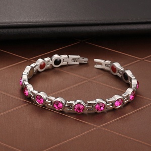 Pulsera Magnética de Acero Inoxidable 316 con Piedras Preciosas de Cristal, Diseño Impermeable, Joyería para Mujer - Product Image 1