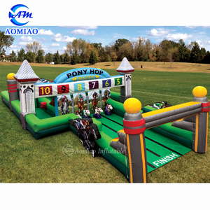 Piste de saut de poney de course Derby gonflable à 4 voies pour enfants ou adultes - Product Image 3