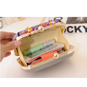Bolso de noche de terciopelo bordado de estilo chino personalizado, bolso de mano para fiesta de boda, bolso de mano forjado de lujo para mujer, bolso de joyería para Cena - Product Image 3