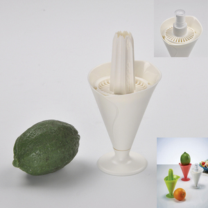 2017 Special Elegant White ABS Lemon-Squeezer With Sprayer - Product Image 1