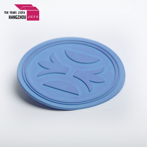 Giysi için 3m yapışkanlı etiket ile 3D <span class=keywords><strong>logo</strong></span> silikon kauçuk yama - Product Image 5