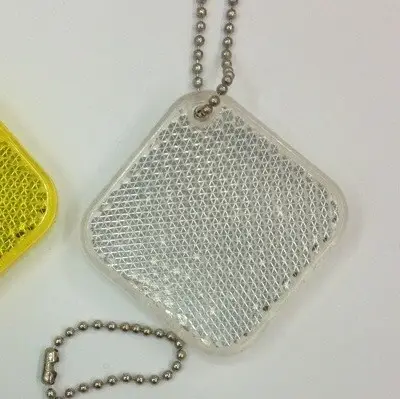Plastic Acrylic Reflective PMMA Reflector Reflective Hard Reflector Keychain with Different Shapes