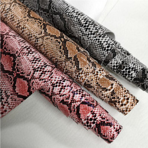 4-way stretch cobra padrão cpsia saia e legging de couro para senhoras - Product Image 3