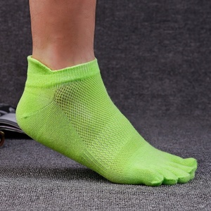 KANGYI Men Summer Mesh Breathable Casual Cotton Five <strong>Finger</strong> Ankle Athletic Toe <strong>Socks</strong> - Product Image 3