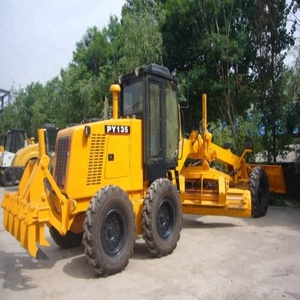 YUTONG Small Motor <strong>Grader</strong> Tractor <strong>Grader</strong> Mini Road <strong>Grader</strong> <strong>PY135C</strong> - Product Image 2