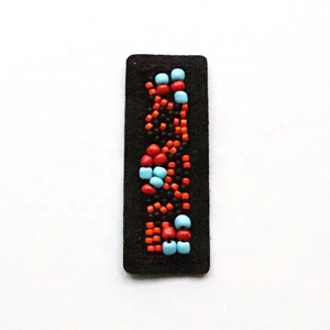 Tùy Chỉnh Thêu Ngọc Trai Sắt Trên Bảng Chữ Cái Rhinestone Đính Cườm Số Thư Thêu Đính Các Bản Vá Lỗi - Product Image 5