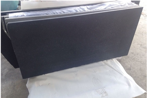 <span class=keywords><strong>Prix</strong></span> au mètre carré des dalles de granit noir de qualité supérieure G684 chinois de 15 mm à 20 mm d'épaisseur - Product Image 5