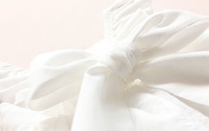 2018 Beau Bébé Fille Robe Dos Nu Bowknot D'été Princesse Blanc Enfants Robe - Product Image 4
