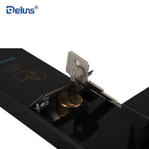 An ninh điện tử <span class=keywords><strong>Mifare</strong></span> T57 khóa cửa thẻ thông minh kỹ thuật số Deluns khóa khách sạn - Product Image 3