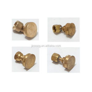 Yüksek kaliteli dayanıklı kullanım için bahçe püskürtme araçları 6 delikli sprey pirinç memeleri tarım püskürtücü için - Product Image 5