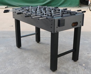 Meilleure vente 4FT Foot Soccer Table de haute qualité en bois couleur pour jouer à la main Football Kicker Fooseball Game - Product Image 6