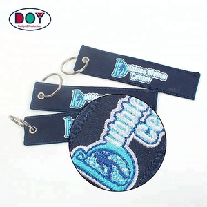 Fashion Custom Eigen Handelsmerk Twill Stof Machine Borduren Sleutelhangers voor Relatiegeschenken - Product Image 3