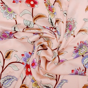 <strong>Wholesale</strong> Printed <strong>Silk</strong> <strong>Fabric</strong> 100% Mulberry <strong>Silk</strong> <strong>Fabric</strong> for Scarf /Dressing /Garment - Product Image 3
