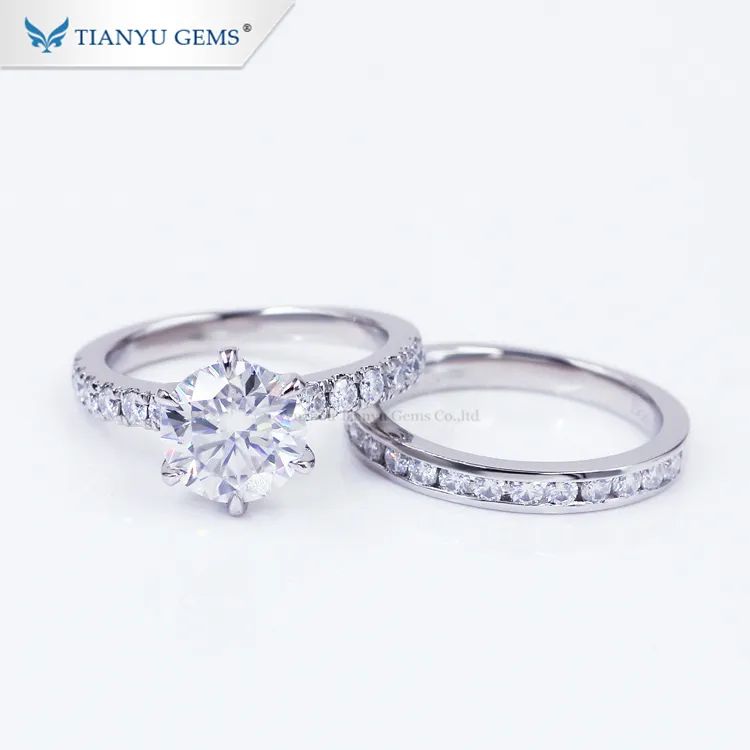 Tianyu Customized platinum ring 1.25ct round heart&arrow colorless moissanite wedding ring set for woman