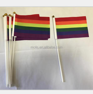 Bandierina Arcobaleno Gay e Lesbico Pride 10x15cm (4x6 pollici) Ecologica Stampata Digitalmente <span class=keywords><strong>su</strong></span> Bastoncino di Plastica - Product Image 1