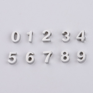 2019 nueva moda altamente pulido 3*8mm Cuentas pequeñas número 0-9 chapado en oro DIY encantos para la fabricación de la joyería - Product Image 2