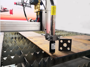 Draagbare Cnc Plasma Vlam Gas Snijmachine Cutter Mini Ontwerp EHNC-1500W-J-3 Snelle Levering En Installeren