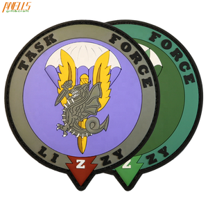 AWELLS-Patchs en forme de cœur en PVC avec fleur pour pilote Airsoft Force, avec crochet et boucle en relief 3D, badge en caoutchouc pour chapeaux - Product Image 3