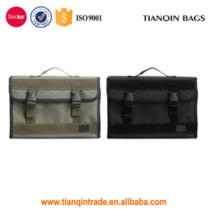 Estuche de aseo resistente a las <span class=keywords><strong>manchas</strong></span>, bolsa de <span class=keywords><strong>maquillaje</strong></span> con gancho de pared para almacenamiento, estilo empresarial - Product Image 5