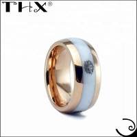 Bague de fiançailles de mariage bague en céramique blanche, bague de mariage rouge sur mesure, bague de mariage deux tons, rouge et blanc, gravure au laser gratuite