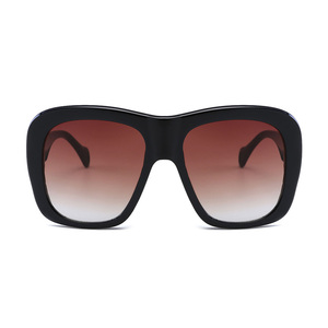 23737 Superhot <span class=keywords><strong>Occhiali</strong></span> 2019 Moda Femminile <span class=keywords><strong>occhiali</strong></span> <span class=keywords><strong>da</strong></span> <span class=keywords><strong>Sole</strong></span> Donne Shades <span class=keywords><strong>Occhiali</strong></span> <span class=keywords><strong>Da</strong></span> <span class=keywords><strong>Sole</strong></span> di Grandi Dimensioni - Product Image 2