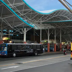 Durable Design Prefab Steel Space Frame Roof Structure With Aluminum Panel Covered For Bus Station