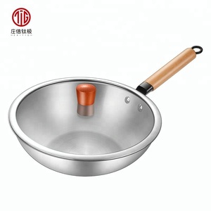 กระทะจีนเคลือบไทเทเนียมคุณภาพเยี่ยม ขนาด 32 ซม. สำหรับใช้ในครัว - Product Image 2