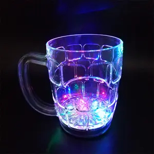 Vaso de cerveza LED de plástico para club nocturno, colorido y parpadeante