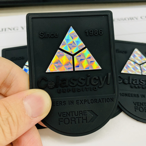 衣類用工場カスタム3DPVCホログラフィックラバーパッチ - Product Image 2