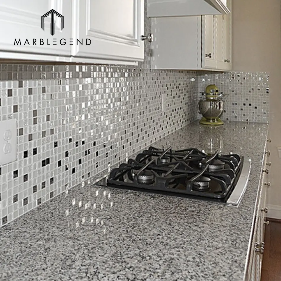 Kunden spezifisches Design dekorative Küche feste Oberfläche Luna Perle Granit Arbeits platte