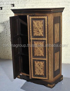 Wooden <b>Antique</b> <b>Wardrobe</b> Almirah From India - Product Image 2