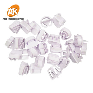 AK Fondant Tools Suministros de decoración de pasteles Set 40PCs de alfabeto y número Set Cookie Cutter Fondant Cutter Set - Product Image 3