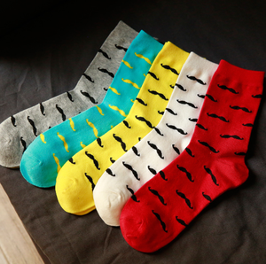 Calcetines de Algodón Coloridos de Lujo con Diseño Divertido de Bigote - Product Image 1