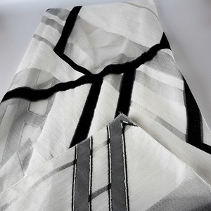 Keer Bán Buôn <span class=keywords><strong>New</strong></span> Arrival 5 Meter Moq Bông Polyester Vải Sọc Mô Hình Twill Dệt Vải Cho Tất Cả Các Mùa - Product Image 6