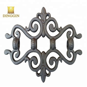 Décorations en <span class=keywords><strong>fer</strong></span> <span class=keywords><strong>forgé</strong></span> personnalisées à prix réduit de Chine, ornements en métal en fonte pour la <span class=keywords><strong>décoration</strong></span> de clôtures, de portails et de rampes - Product Image 3