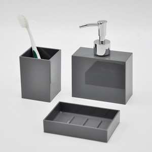 Ensemble d'accessoires de bain en acrylique rose 3pcs Simply Design - Product Image 2