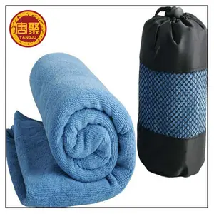 2016 New Finest Microfiber Travel Sports Towel packed in mesh cylinder bag