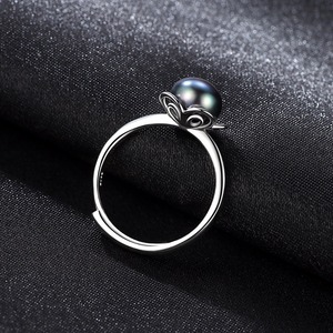 PAG&MAG Nuovi Arrivi Anello Elegante con Design a Rosa in Argento con Perla d'Acqua Dolce Grigia e Nera Gioielli per Donne Fidanzamento - Product Image 6