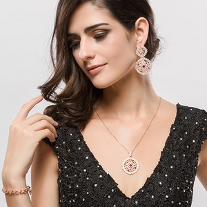 LUOTEEMI Trasporto Libero All'ingrosso Reale 18K Oro <span class=keywords><strong>Rosa</strong></span> Delle Donne di Lusso Multi UN AA CZ <span class=keywords><strong>Fiore</strong></span> Fortunato Braccialetti Dei Monili di Nozze per la Sposa - Product Image 2