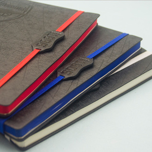 Venta al por mayor funcional logotipo personalizado elástico banda de cuero de la PU cuaderno de tapa dura con borde de color - Product Image 5