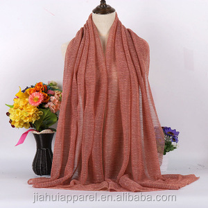 Hijab Scintillanti alla Moda, Sciarpe Luccicanti Argento e Oro, Hijab da Preghiera per Donne in Poliestere - Product Image 6