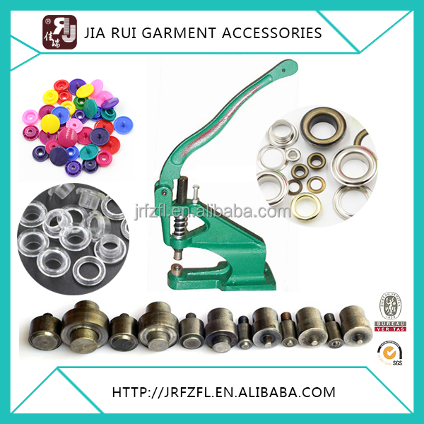 Kit outil presse bouton 5 tailles pour gainage bouton à coudre à recouvrir de tissus broderie fleurs tulle - Un grand marché