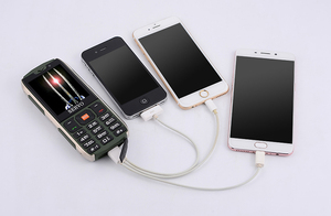 Servo <span class=keywords><strong>H8</strong></span> 4 Sim-kaart Robuuste Waterdichte Mobiele Telefoon Met Zaklamp Power Bank Beste Robuuste Bar Mobiele Telefoon India - Product Image 5