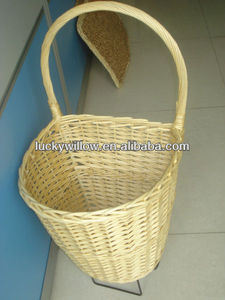 Wicker mua sắm Xe đẩy wicker mua sắm giỏ hàng liễu tiện ích giỏ wicker <span class=keywords><strong>log</strong></span> lưu trữ giỏ cho củi với bánh xe - Product Image 2