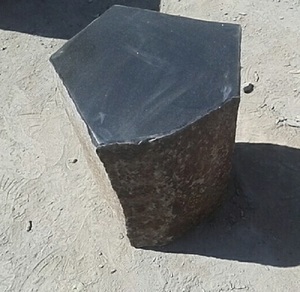 Chaise de support hexagonal en pierre de basalte noire naturelle, tabouret de jardin en granit, modèle GCF126 - Product Image 5